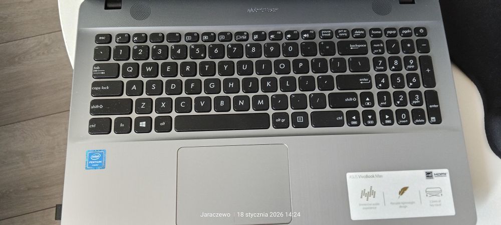Sprzedam laptopa