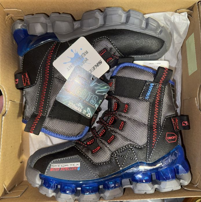 Дитячі ботинки черевики skechers світять розм 29/31 мігалк крос туфлі d.d.step шкіра розм 27
