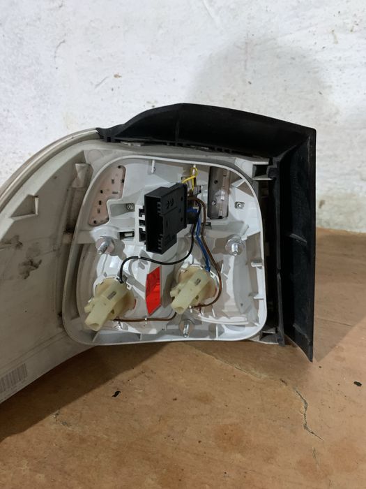 Lampa tylna prawa w błotnik bmw e61 lift Led - reflektor prawa tył