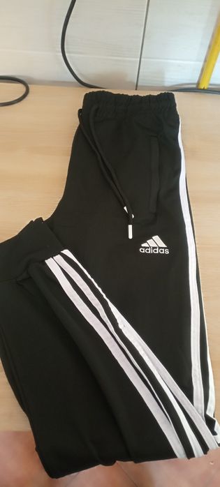 Dres Adidas Nowy rozmiar M