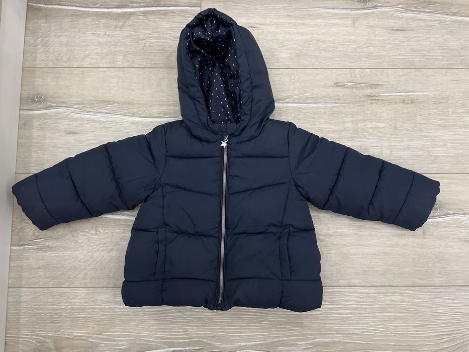 Курточка демисезон на девочку 74р