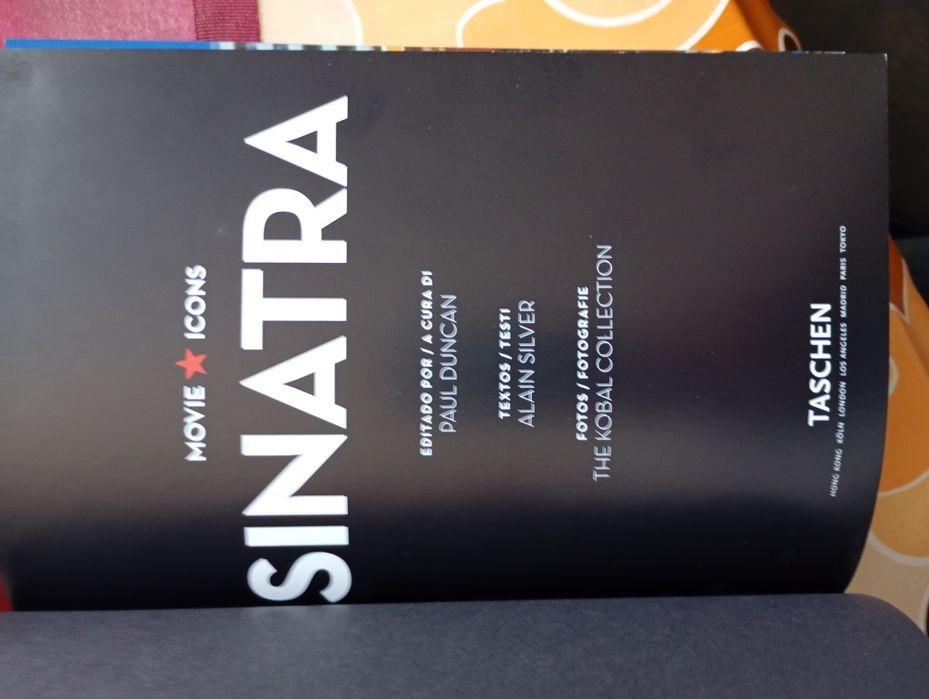Movie Icons- Sinatra-Tachen-1 edição-Textos- Alain Silver-Fotos: The Kobal Colection - 12E -  Alcofa Kinderkraft só C/estrutura lateral-50E - Desde 2E