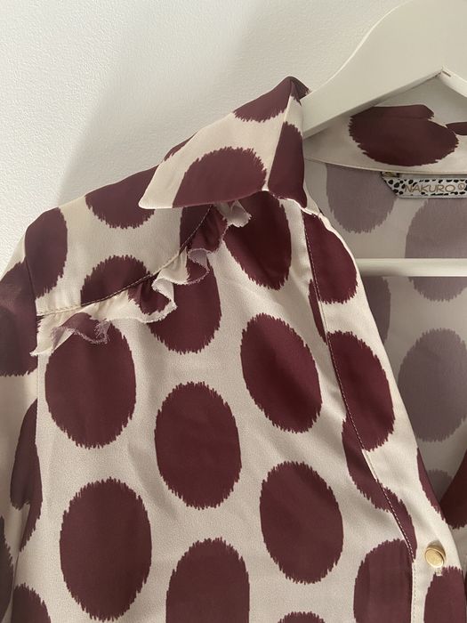 Blusa da marca Nakuro