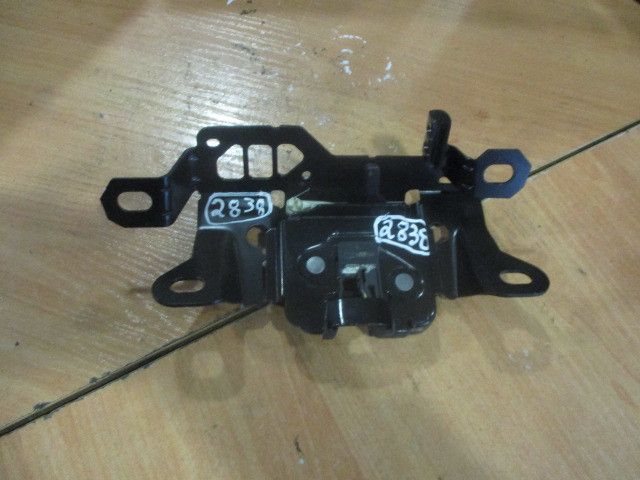 Fechadura / fecho da mala VOLVO C30