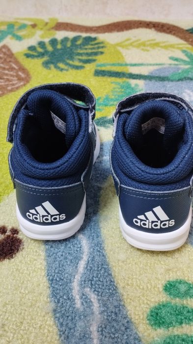 Ténis adidas altasport Mid criança n°24