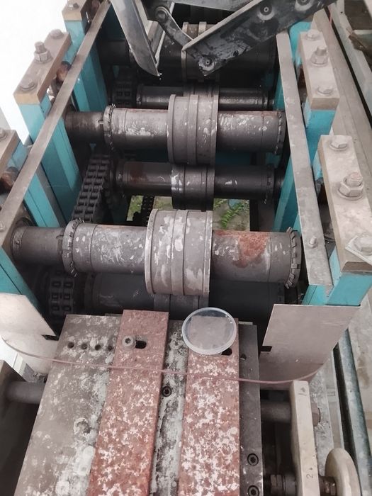 Profilarka wielorolkowa z gilotyna