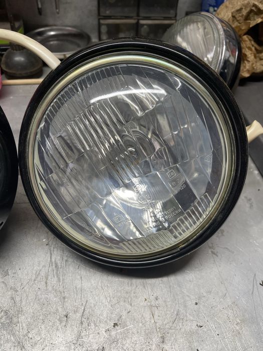 Lampy przednie reflektor do GAZ 69 UAZ  ZIŁ