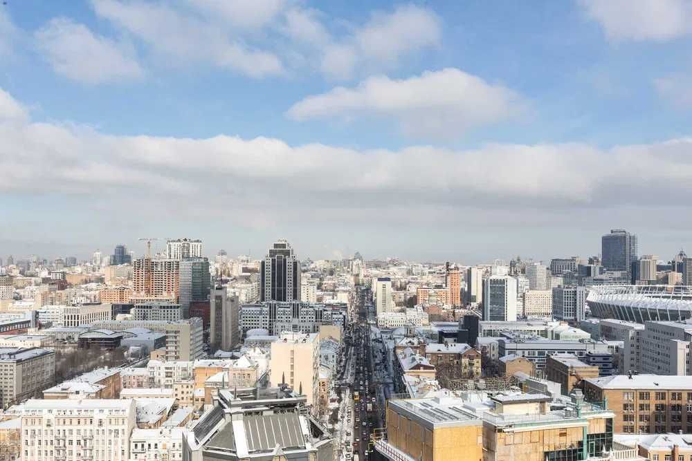 Продаж в ЦЕНТРІ 2-кімнатної квартири в ЖК Montreal House, 77 м², після будівельників — БЕЗ КОМІСІЇ