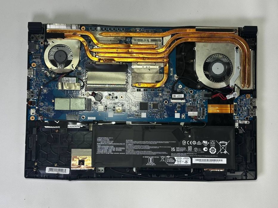 MSI Katana 15 B12VFK i7-12650H RTX 4060 на запчастини