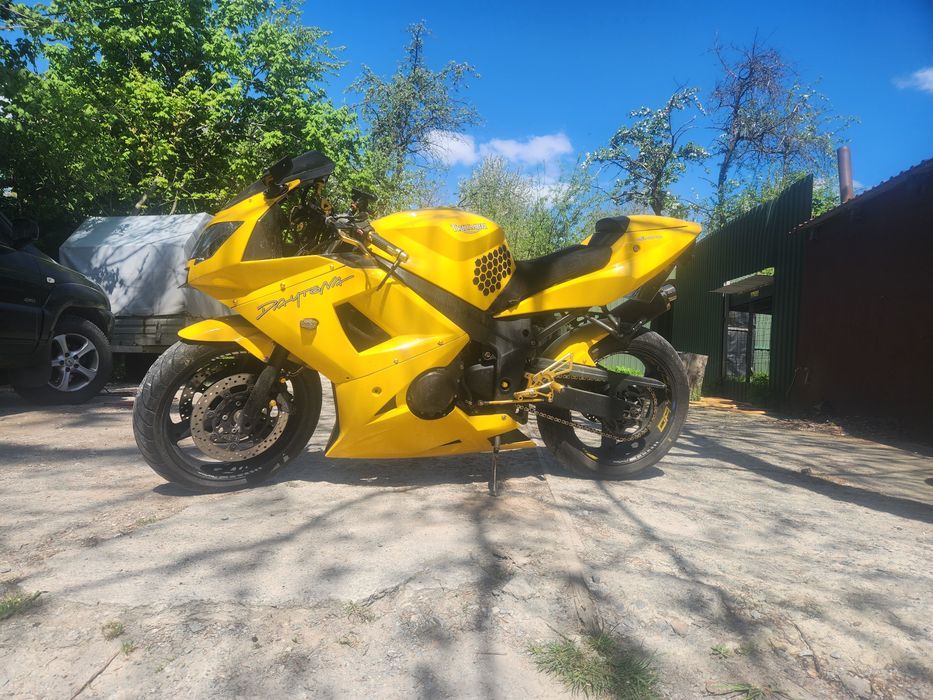 Продам англійську класику спортивного мото