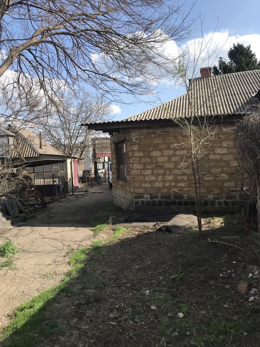 Продам котедж 1/4 будинку 17квартал