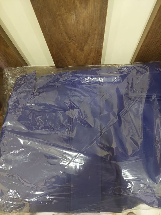 Захисний плащ дуже якісний