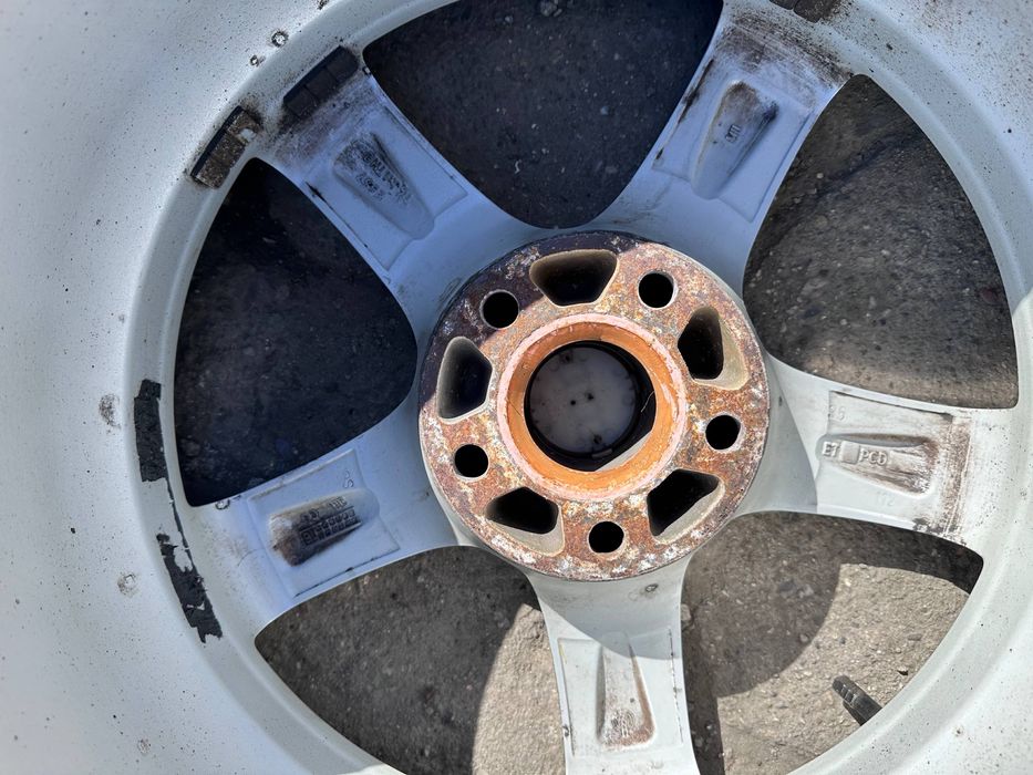 225/45 r17 aud разболтовкаi 5/112