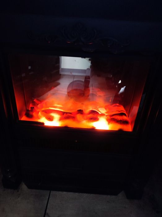 Kominek elektryczny grzewcza LED mutacja ognia