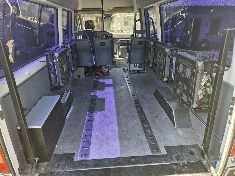 VW Lt 28 2,5 SDI do przewozu osób niepełnosprawnych.