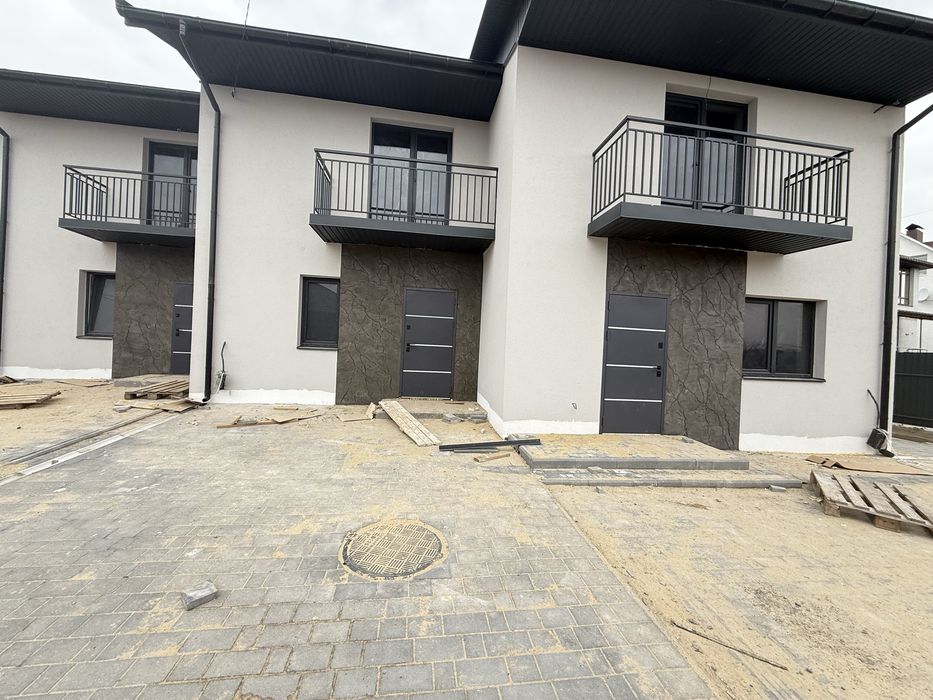 Продам танхаус без комісії агенства