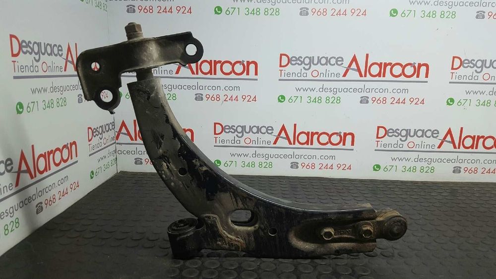 BRAÇO SUSPENSÃO INFERIOR FRENTE DIREITO KIA CARENS 2.0 CRDI EX MONOVOLUMEN