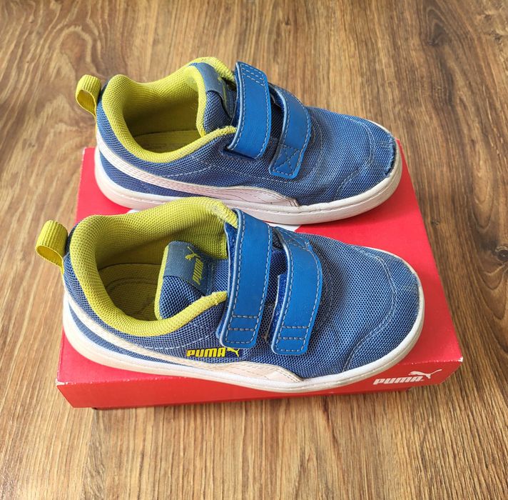 Wiosenne/letnie buty dziecięce Puma Courtflex v2 rozm. 26