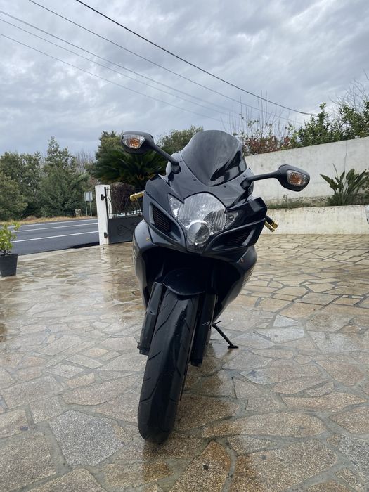 Suzuki GSX-R 750 k7