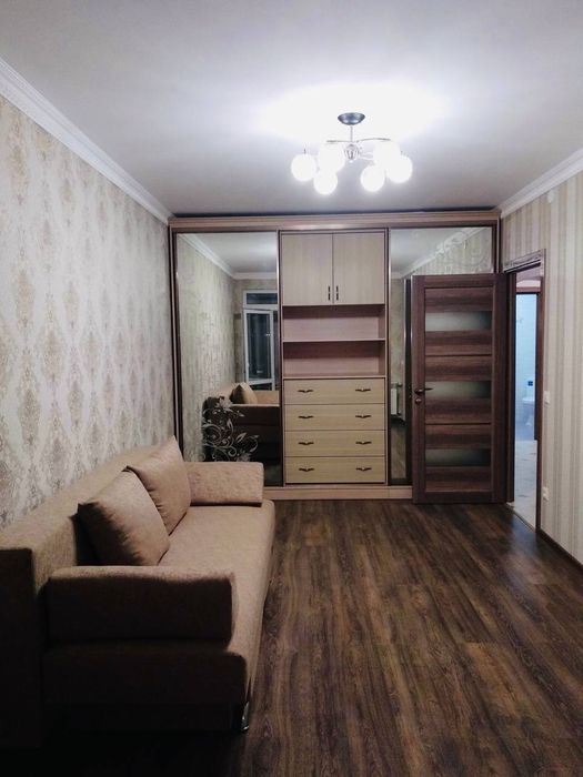 Затишна 2к квартира, вул. Побутова