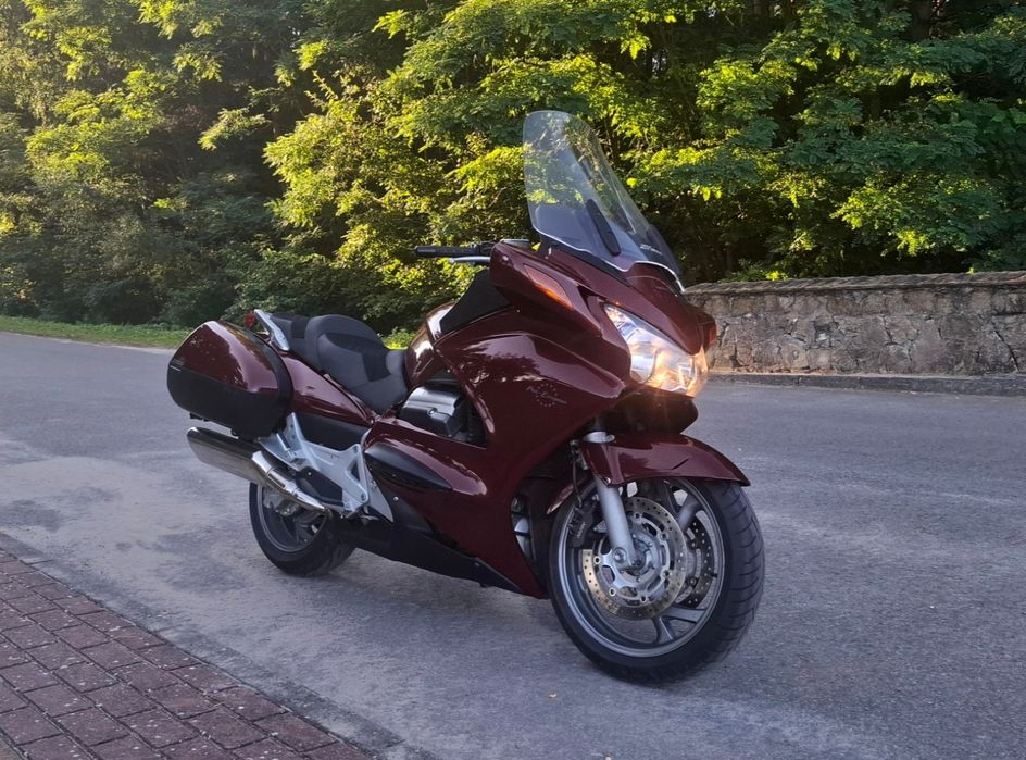Honda ST1300 Pan European