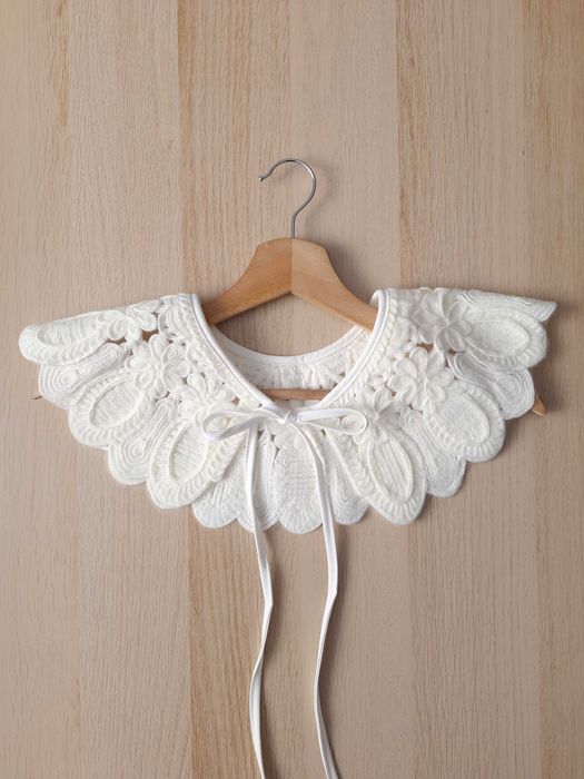 Jasny Kremowy Haftowany Kołnierzyk Doczepiany Odczepiany Fałszywy