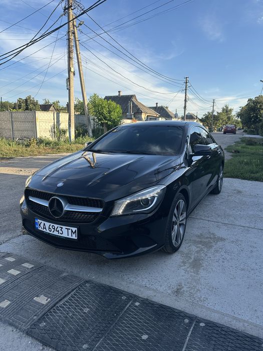 Продам Mercedes-Benz CLA-Class