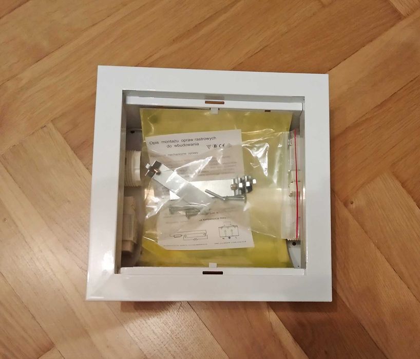 Oprawa podtynkowa Plexiform PISA MINI 2x18W