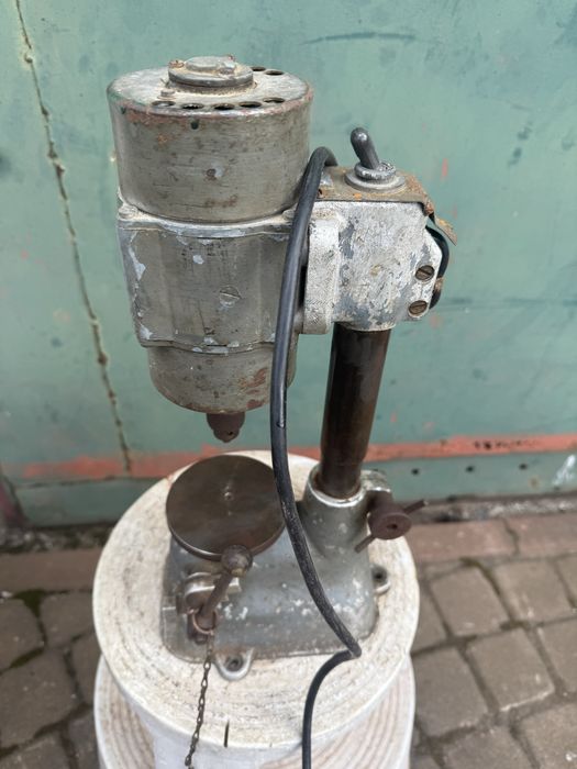 Precyzyjna wiertarka stołowa wetzel