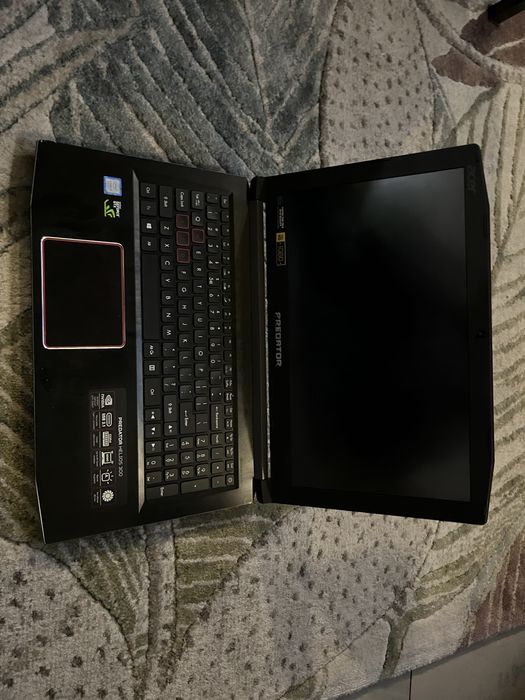 Używany laptop acer predator helios