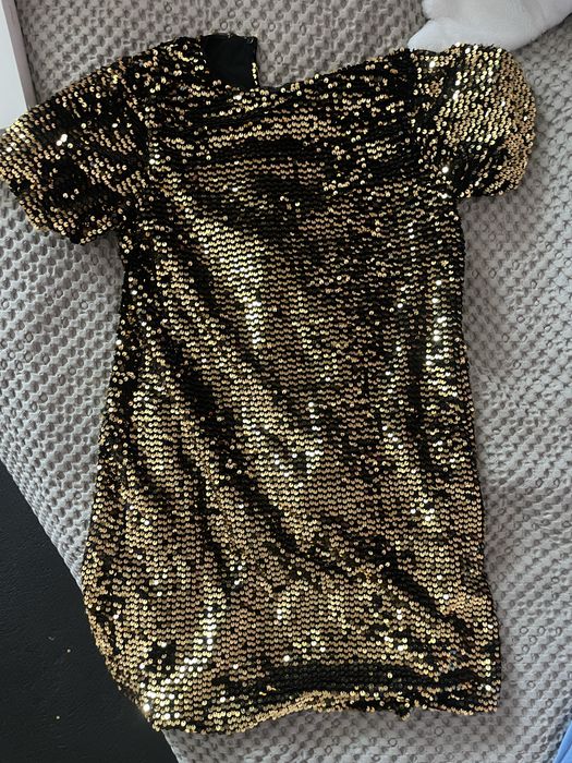 Плаття з блискіткими