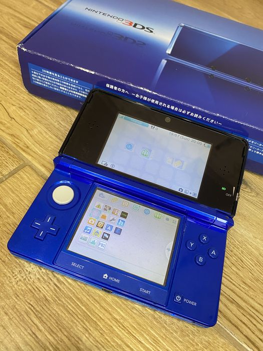 Nintendo 3DS.