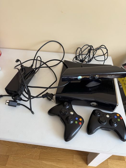 Xbox 350. Ігрова приставка