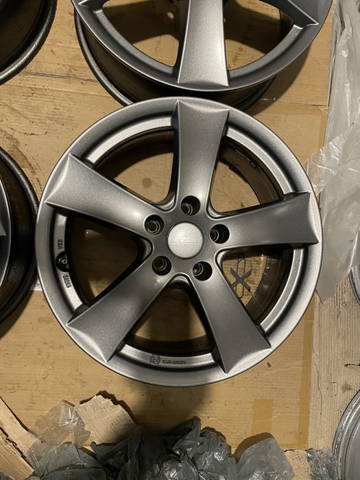 Felgi 17'' Audi Skoda Seat VW Jak nowe 5x112 7x17 ET37