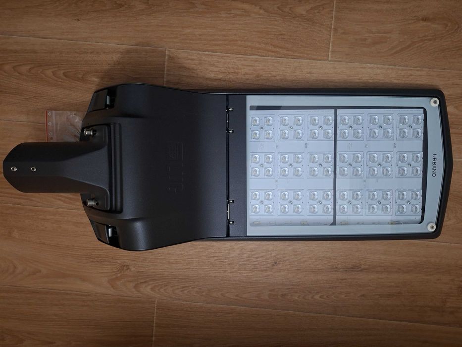URBANO LED ED 18700lm/740 IP66 O7 reg 0- (+15)° grafit II klasa