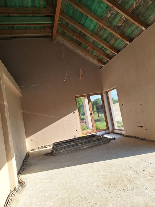 Tynki maszynowe gipsowe, cementowo-wapienne, remonty domów i mieszkań