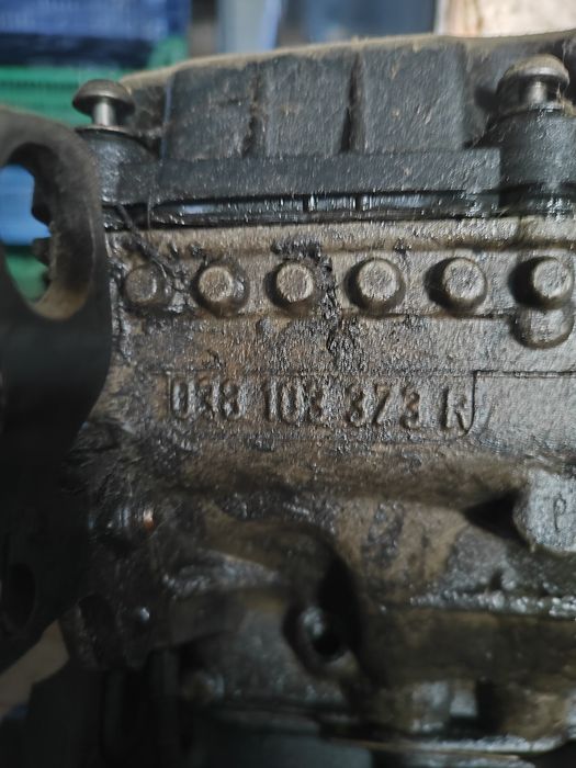 Продам ГБЦ Фольксваґен т 5 1, 9 ТДІ