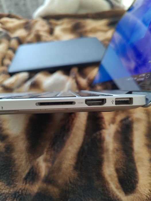 Macbook pro 13 retina 8/256 ssd