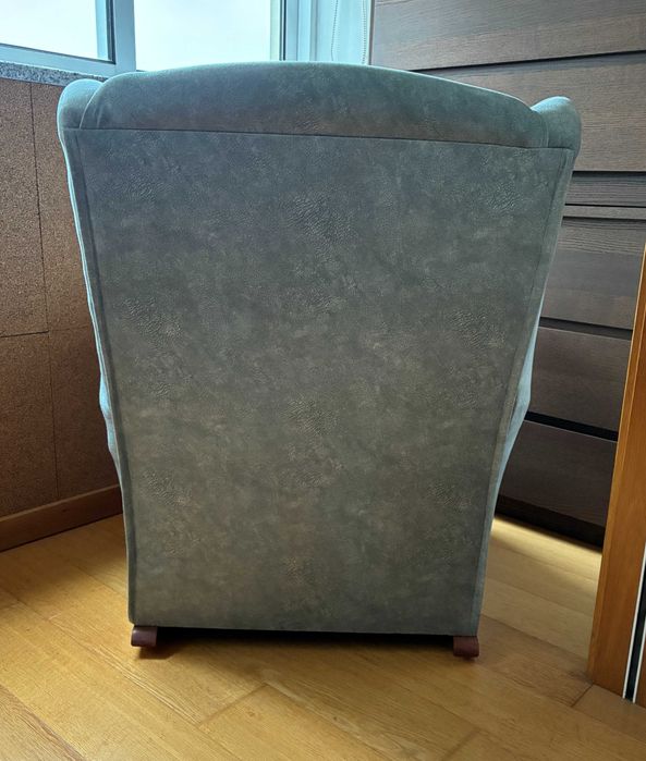 Sofá individual de balanço