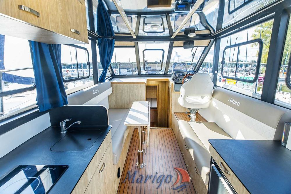 FUTURA 40 Czarter Mazury Jacht Motorowy bez Patentu 1200 PLN MAJ