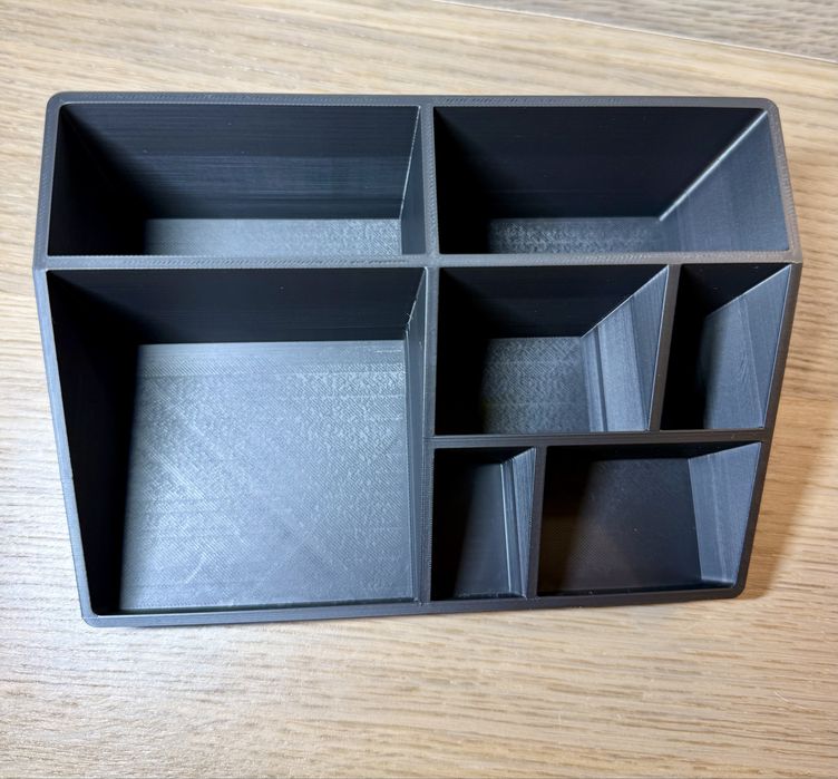 Organizador de Maquilhagem e Acessórios “MAKE-UP” | Impressão 3D