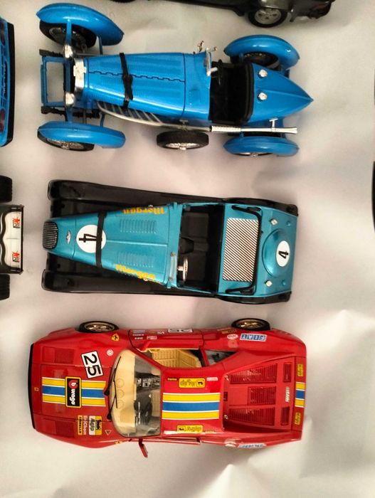 Diversas miniaturas 1:18 - Polistil-Bburago- Mondo Motors/Minichamps