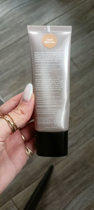 Halo healthy Glow all in on spf25 podkład z bazą