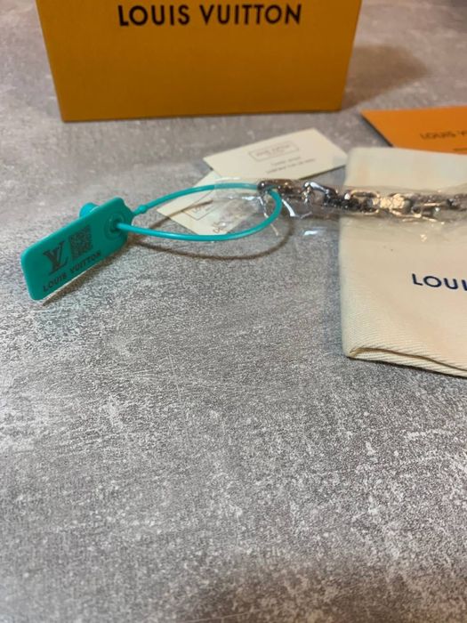 Чоловічий браслет Louis Vuitton Monogram \ Кулон на руку Луї Вітон