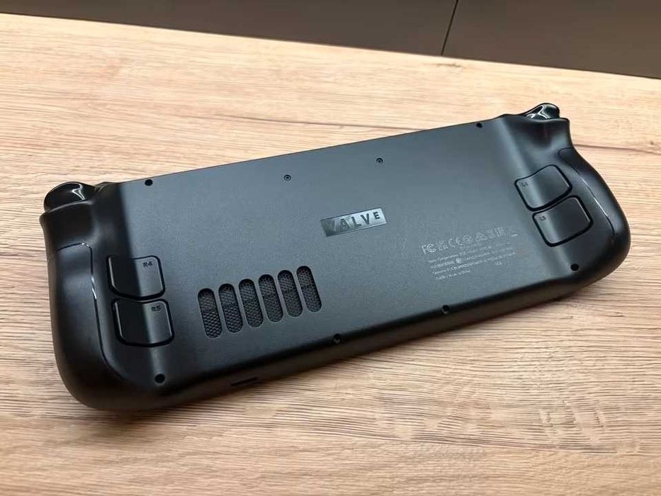 Steam Deck OLED 16/512 GB z akcesoriami