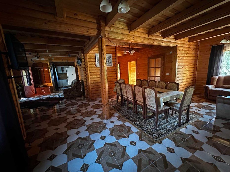 Продається база відпочинку в Шаянах