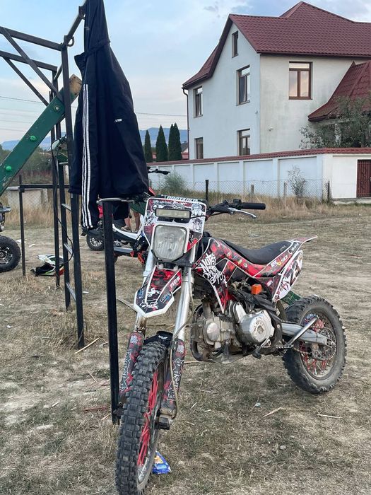 продаэться мотоцикл Bse 125