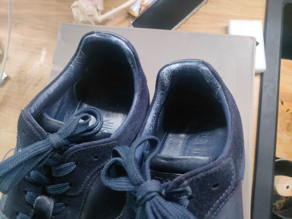 Granatowe buty Ochnik