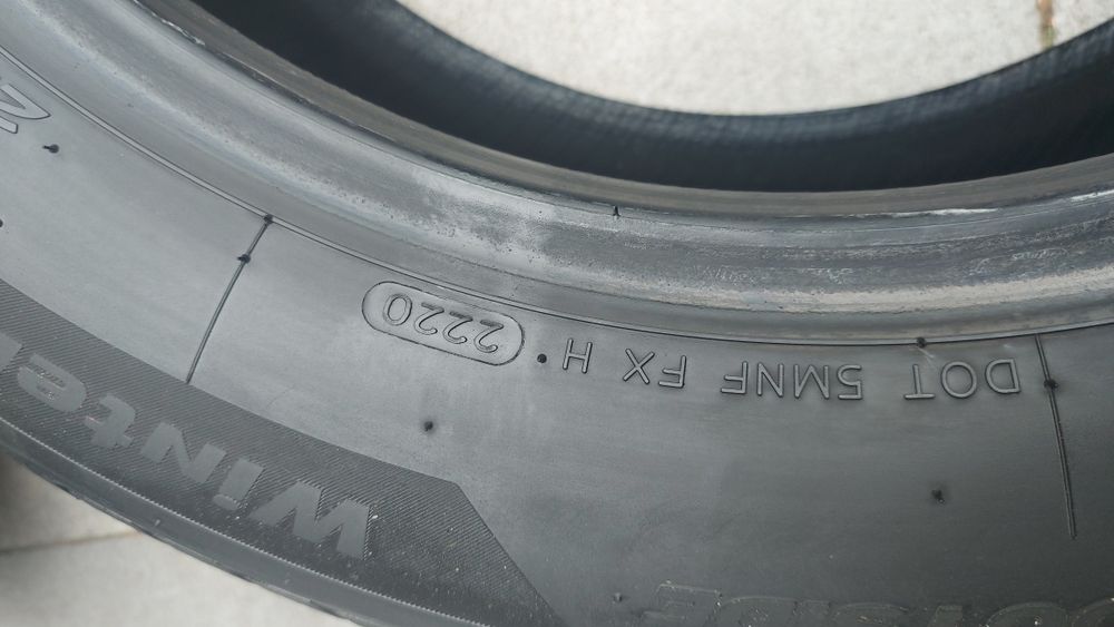 Зимові шини пара Хенкук 225/60 18