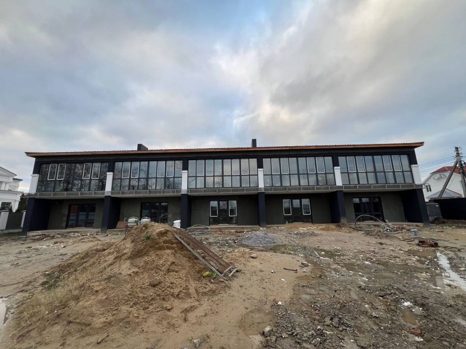 Таунхаус в елітному районі поруч з аграрним університетом